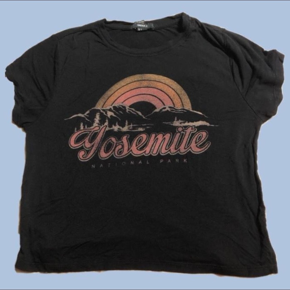 Yosemite National Park Women's Cropped
Tee Shirt Black with Orange Rainbow